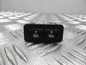 Mini 6928740 MINI Convertible (R52) 2005 Bouton de lève-vitre