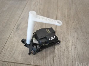 Volkswagen 987096410, V10771089 PASSAT (3G2) 2015 Moteur de réglage pour volet de régulation