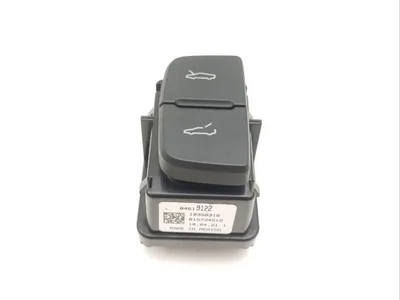 Chevrolet 84619122 Corvette (C8) 2021 Выключатель багажной двери - Изображение 1