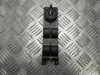 Ford AM5T 14A132 CB / AM5T14A132CB FOCUS III Turnier 2014 Commutateur multiple - Image 1