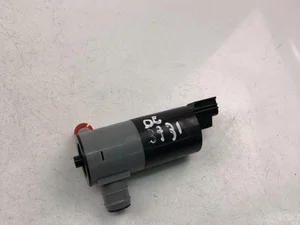 Volvo 1019873 V40 Hatchback 2017 Pompe lave-glace