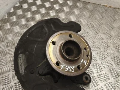 Mercedes-Benz A 447 421 00 00 / A4474210000 VITO Tourer (W447) 2019 Wheel Bearing Housing Left Front - Image 1