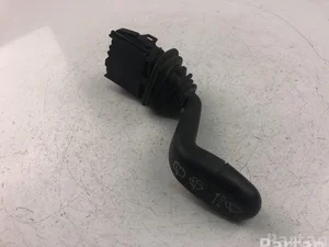 Škoda 501.596 / 501596 FELICIA I Pickup (6UF, 6U7) 2002 Multi-switch colonne de direction