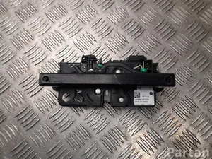 BMW 9 851 910 / 9851910 i4 (G26) 2024 Zamek pokrywy bagażnika