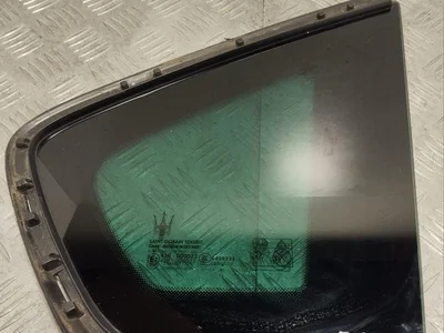 Maserati 06701010600 LEVANTE 2019 Vitre Latérale Arrière de la Carrosserie Right Rear - Image 1