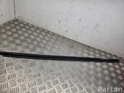 BMW 5B58104-01, 120916-10 / 5B5810401, 12091610 5 G60 2025 Abdeckung Fensterrahmen hinten rechts - Bild 1