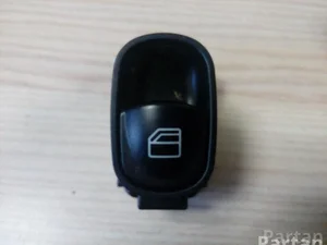 Mercedes-Benz A 209 820 35 10 / A2098203510 CLK Convertible (A209) 2005 Bouton de lève-vitre