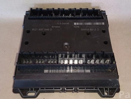 VW 6Q1 937 049 D, 5WK4 8212 D / 6Q1937049D, 5WK48212D POLO (9N_) 2003 Body control module BCM FEM SAM BSI