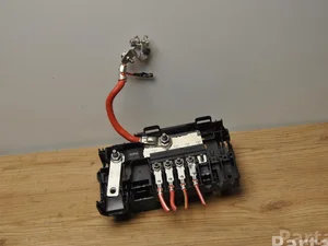 Opel 39023242 ASTRA K 2017 Boîte à fusibles