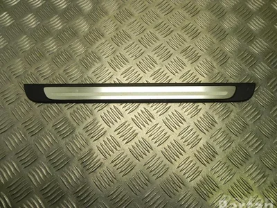 Audi 8V4 853 491 M / 8V4853491M Q2 (GA) 2018 Bordure de seuil de porte - Image 1