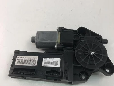Renault 807315510R MEGANE III Hatchback (BZ0_) 2012 Window lifter motor - Image 1
