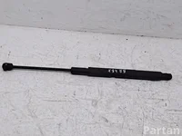 Mercedes-Benz A2059800064 C-CLASS (W205) 2015 Dujinė spyruoklė, gaubtas