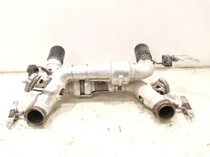 Gebrauchtes Original Maserati 670213187, 670213185 MC 20 Cielo 2023 Schalldämpfer