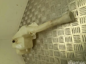 Ford USA FR3B-17B613-AE / FR3B17B613AE MUSTANG Coupe 2016 Réservoir d'eau de nettoyage