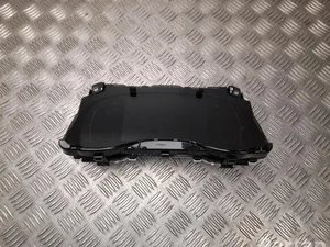 Toyota 83800-F5D31 / 83800F5D31 Yaris P210 2024 Tableau de bord mph km/h