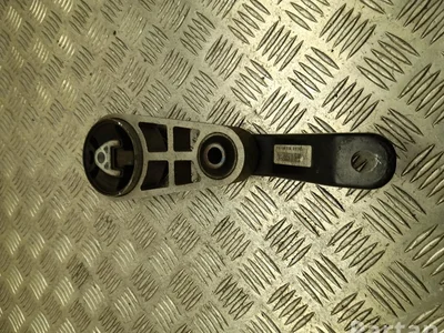 Ssangyong 20730-35000 / 2073035000 Tivoli Grand 2022 Support moteur - Image 1