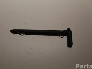 Volvo 30763154 XC60 2011 mocowanie reflektora