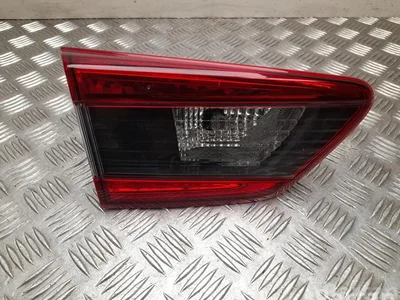 Subaru 84251-FL110 / 84251FL110 Crosstrek/XV II 2022 Feu arrière - Image 1