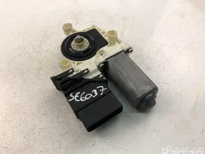 Volkswagen 1C0959811A GOLF IV (1J1) 2003 Window lifter motor