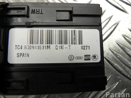 VW 6Q0 941 531 M / 6Q0941531M TRANSPORTER V Box (7HA, 7HH, 7EA, 7EH) 2011 Light switch