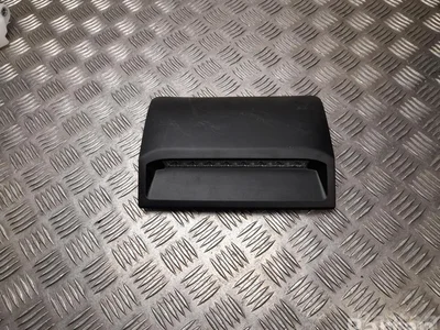 Toyota 81977-12220 / 8197712220 COROLLA ( E210) Sedan 2021 Feu de freinage - Image 1