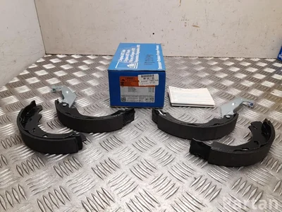 Smart 03.0137-0393.2 / 03013703932 FORTWO Coupe (450) 2007 Brake Shoe - Image 1