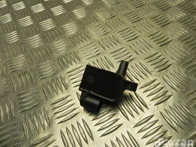 Mercedes-Benz A 276 906 01 60 / A2769060160 M-CLASS (W166) 2014 Bobine d'allumage - Image 1