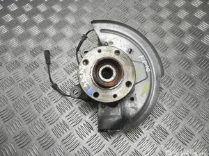 Dacia 237R Sandero III (DJF/BJI cross) 2022 Logement de roulement de roue Left Front