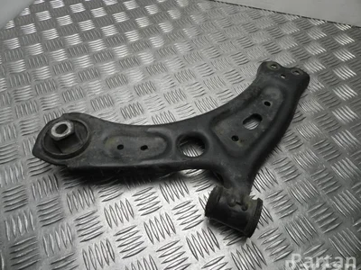 Fiat A8981042, 001605S 500X (334_) 2016 Devant  bras de commande de voie inférieur - Image 1