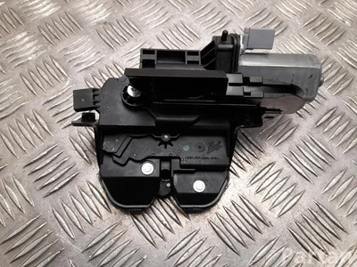 Porsche 95B 827 505 B / 95B827505B MACAN (95B) 2021 Zamek pokrywy bagażnika - Zdjęcie 1