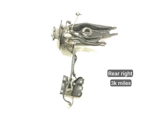 Mercedes-Benz A2433560100, A2473520800, A2473526200, A2433522700, A2473501700 EQB (X243) 2023 Kit de suspension arrière right side