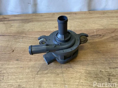 Toyota G904047040 C-HR (_X1_) 2020 Wasserpumpe - Bild 1