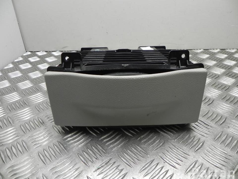 Dodge L0079636 Grand Caravan 2016 Cup Holder