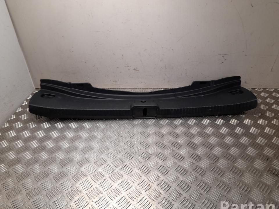 Cover for lock carrier 5838733160 Lexus ES VII XZ10 2024 - €50