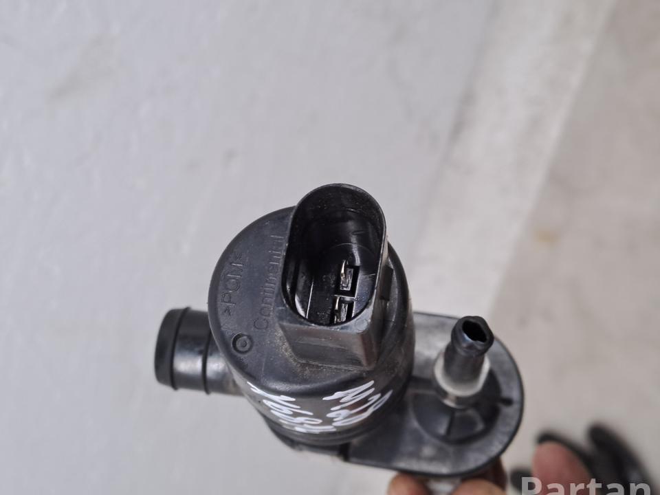 Windscreen washer system pump JX7B17K624 Ford Focus IV 2021 - €20