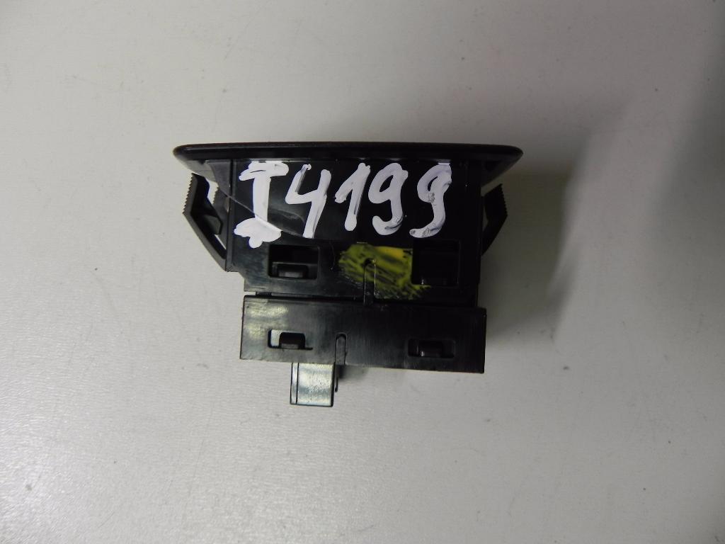 BMW 3 Series F30/F31 (2011-2020) Front Left Door Window Switch 9208106 23542928