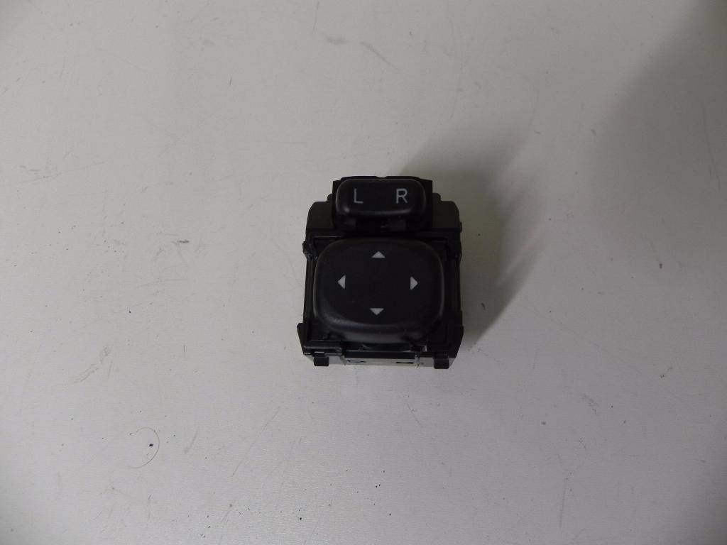 LEXUS CT 1 generation (2010-2024) Switches 183647 23151247