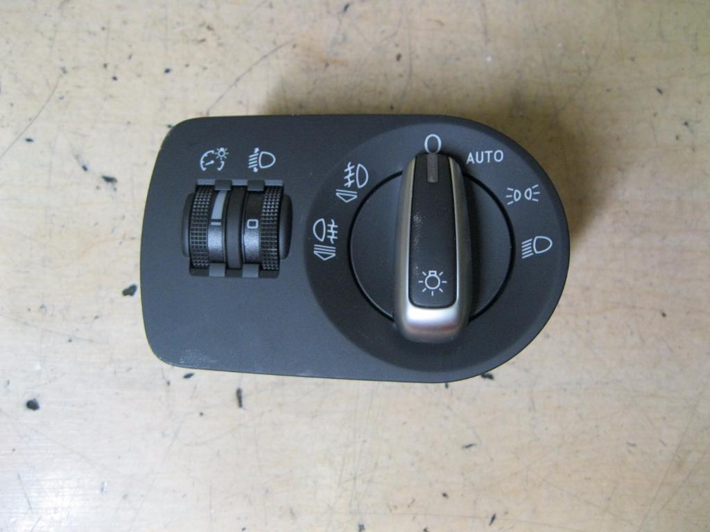 AUDI A1 8X (2010-2020) Headlight Switch Control Unit 8X2941531M, 8P0919094B 23151551