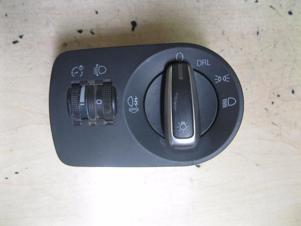 AUDI A3 8P (2003-2013) Headlight Switch Control Unit 8P2941531BC, 8P0919094 23151544