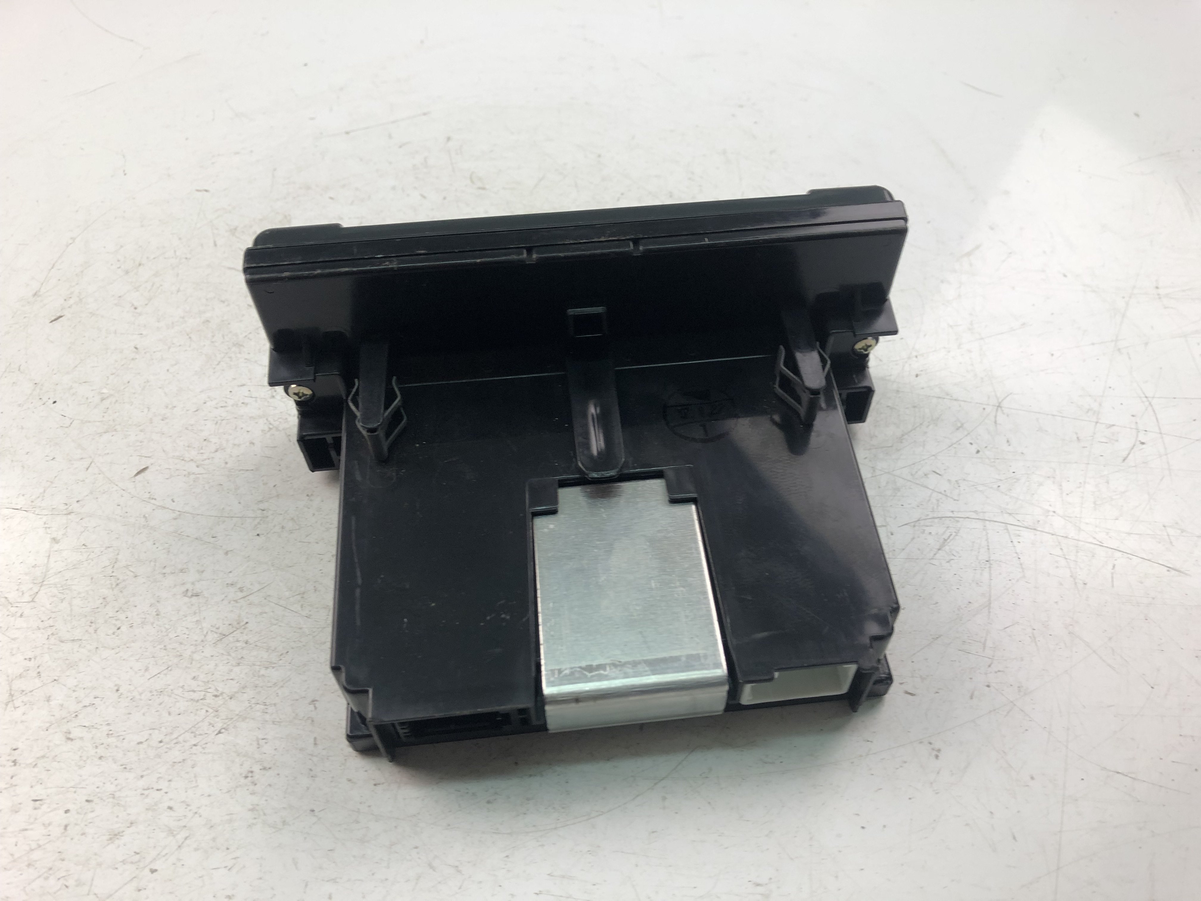 VOLVO V50 1 generation (2003-2012) Navigation Display 30797719 23491353