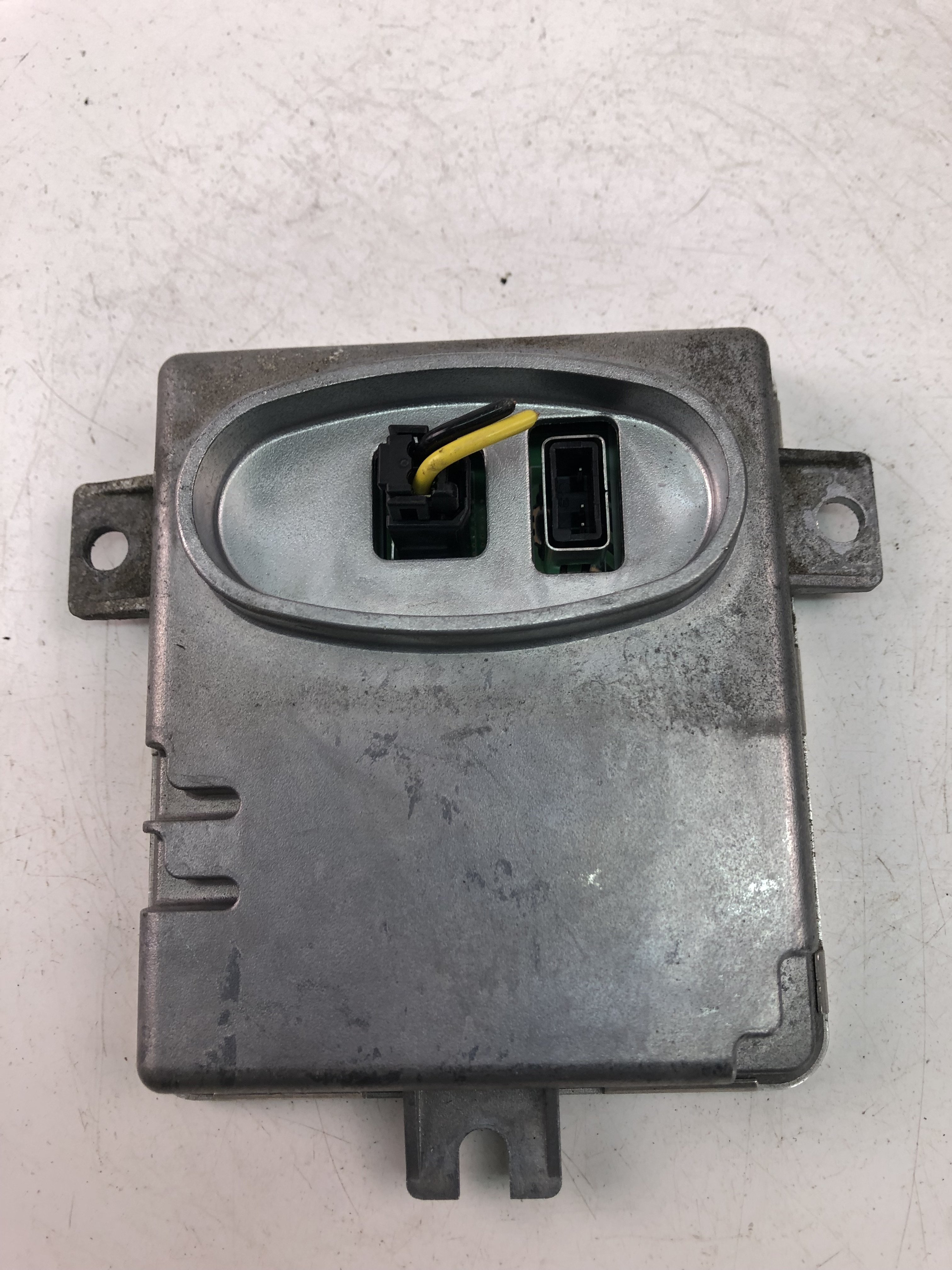 BMW 3 Series E90/E91/E92/E93 (2004-2013) Headlight Control Unit 6948180 23496137