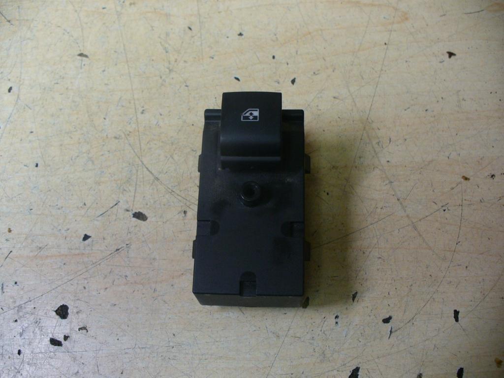 OPEL Zafira C (2012-2016) Front Left Door Window Switch 13301888 23542880