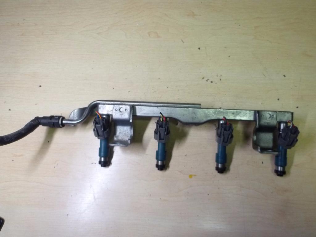 MAZDA 2 2 generation (2007-2014) Fuel Rail 2975000460 23153069