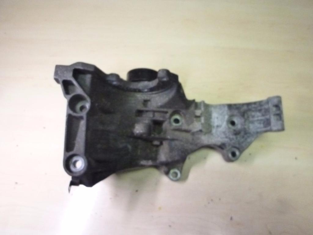 AUDI A6 C6/4F (2004-2011) Duslintuvo laikiklis 038903315AH 23153149