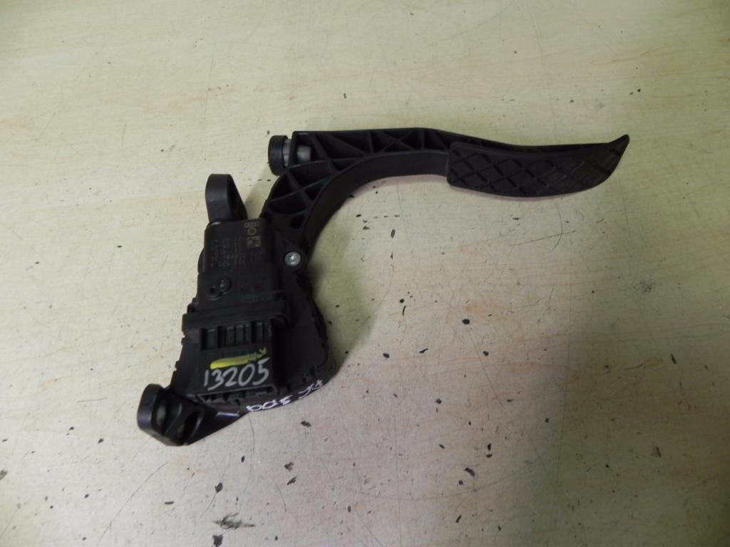 AUDI A6 C6/4F (2004-2011) Akseleratoriaus (gazo) pedalas 4F1723523A 23153150