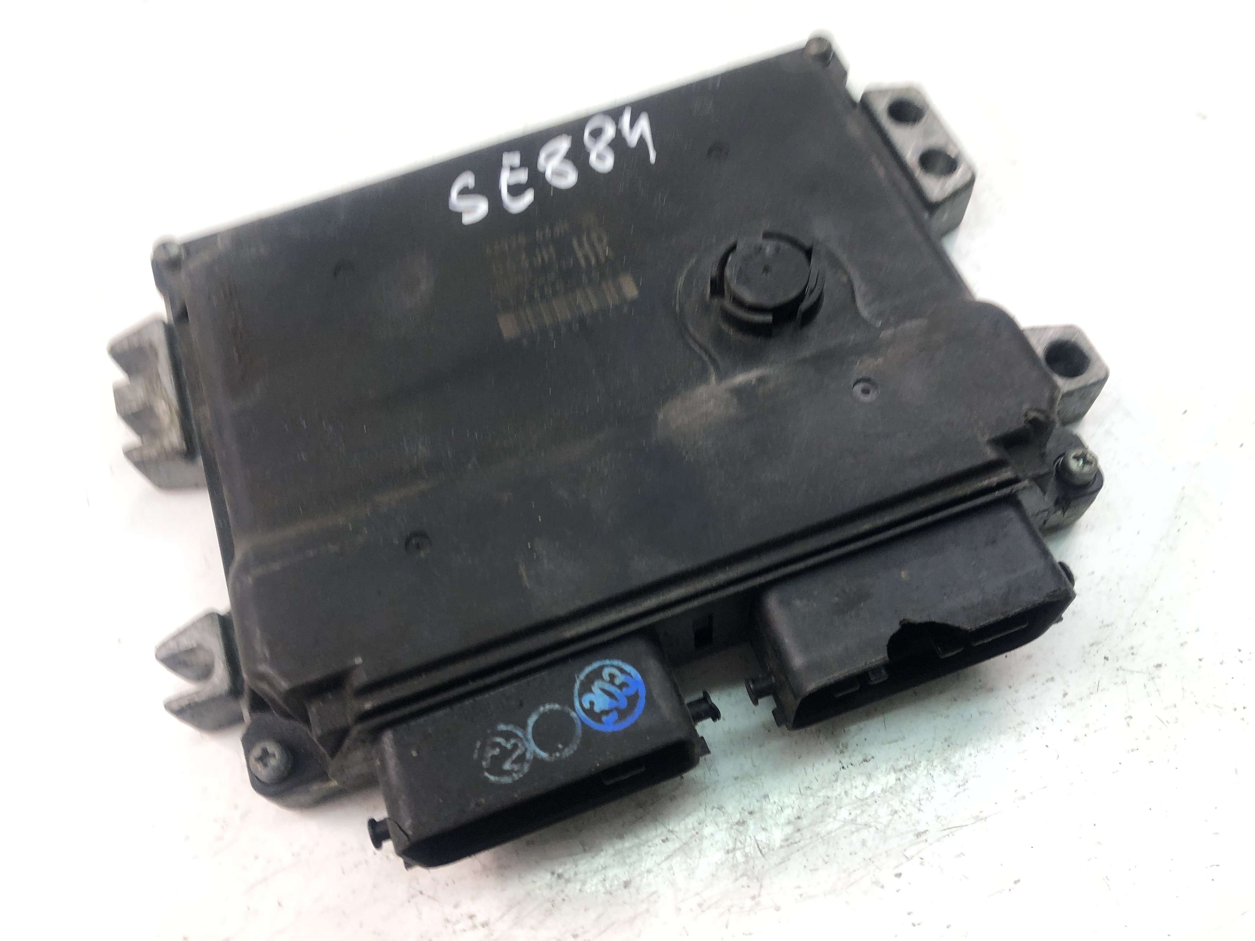 SUZUKI Swift 3 generation (2004-2010) Engine Control Unit ECU 3392063JH 23471155