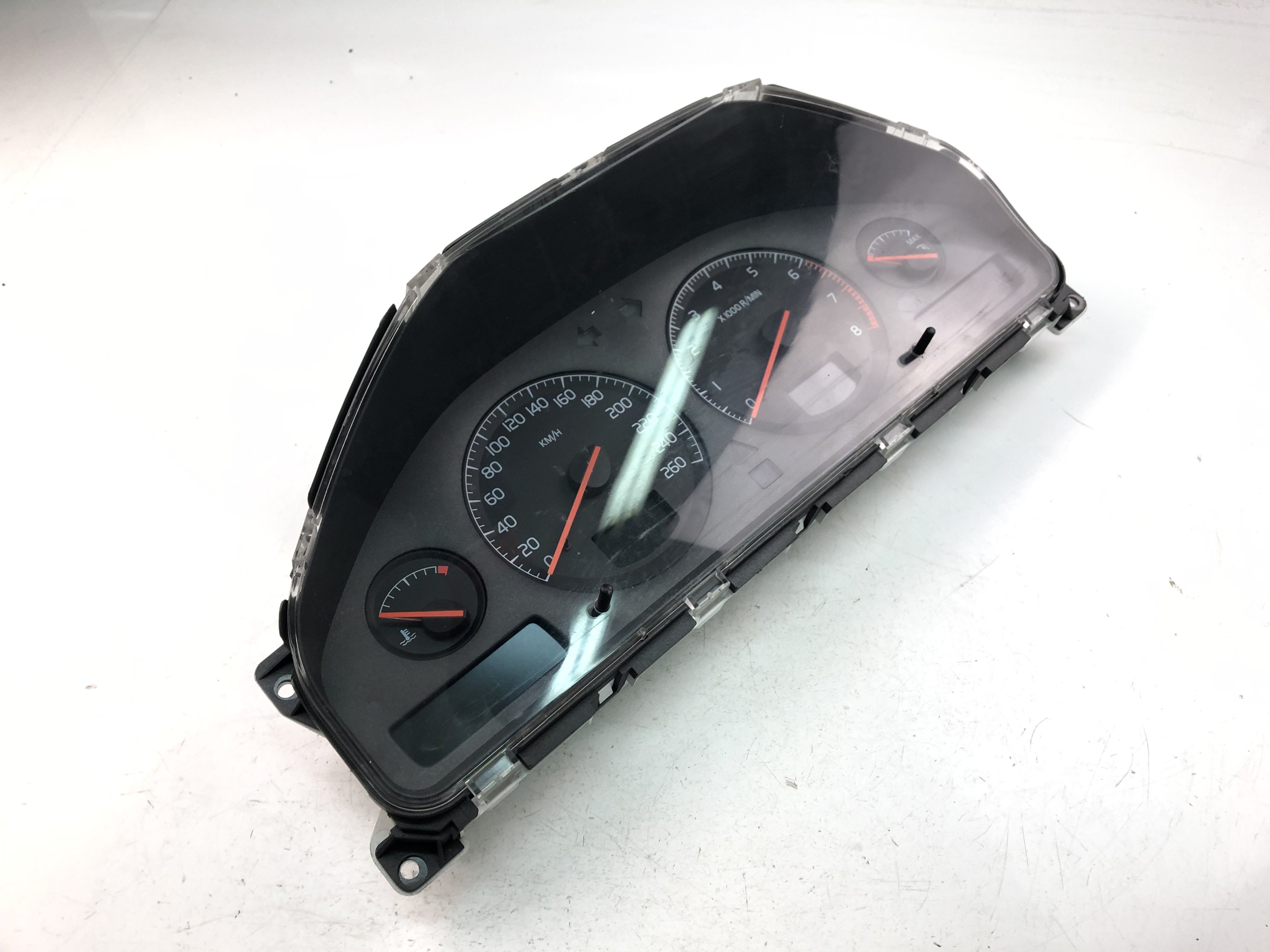 VOLVO V70 3 generation (2007-2020) Speedometer 9499668 23493063