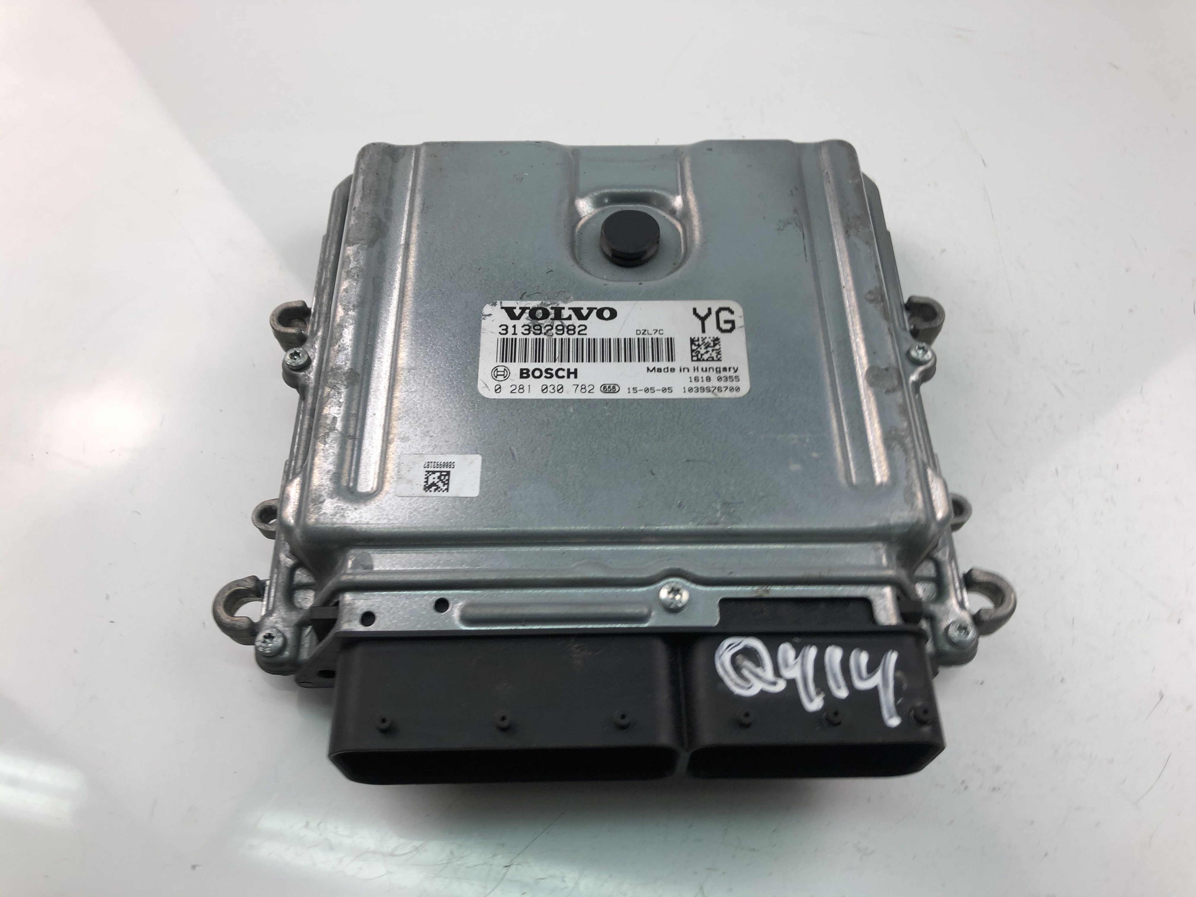 VOLVO XC60 1 generation (2008-2017) Engine Control Unit ECU 31392982, 0281030782 23457821