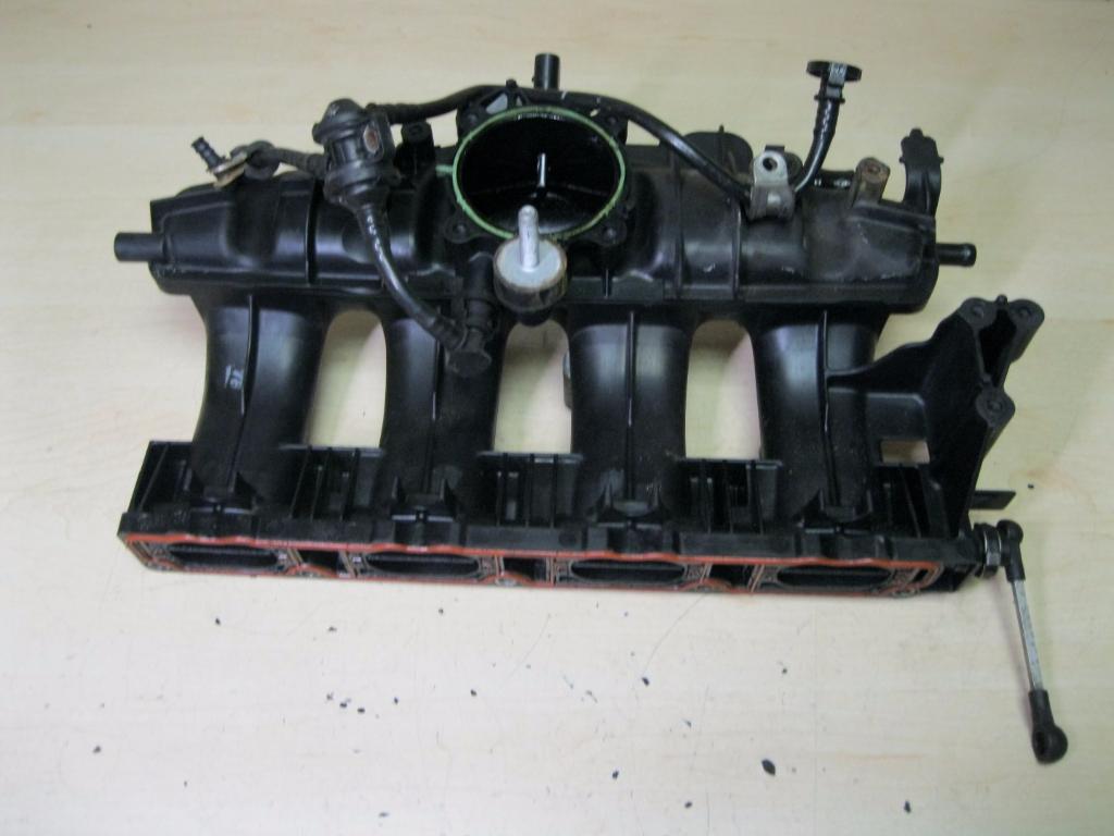 AUDI A3 8P (2003-2013) Intake Manifold 06F133185 23154244