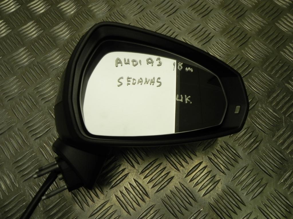 AUDI A3 8V (2012-2020) Right Side Wing Mirror 8V5857410A, 8V0857536E, 8V0857528D 23154650